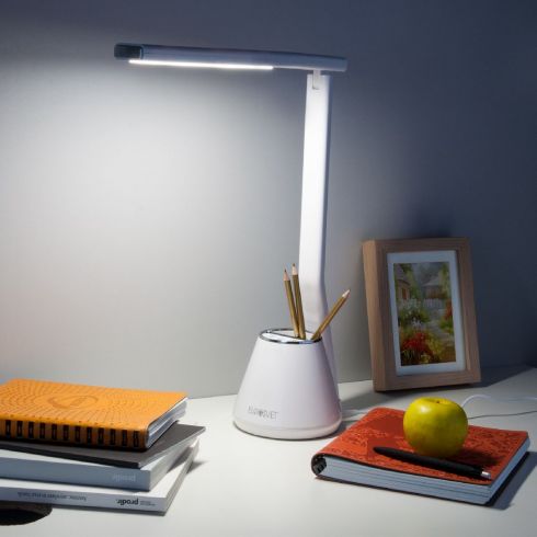 Настольная светодиодная лампа Eurosvet Office 80421/1 белый фото